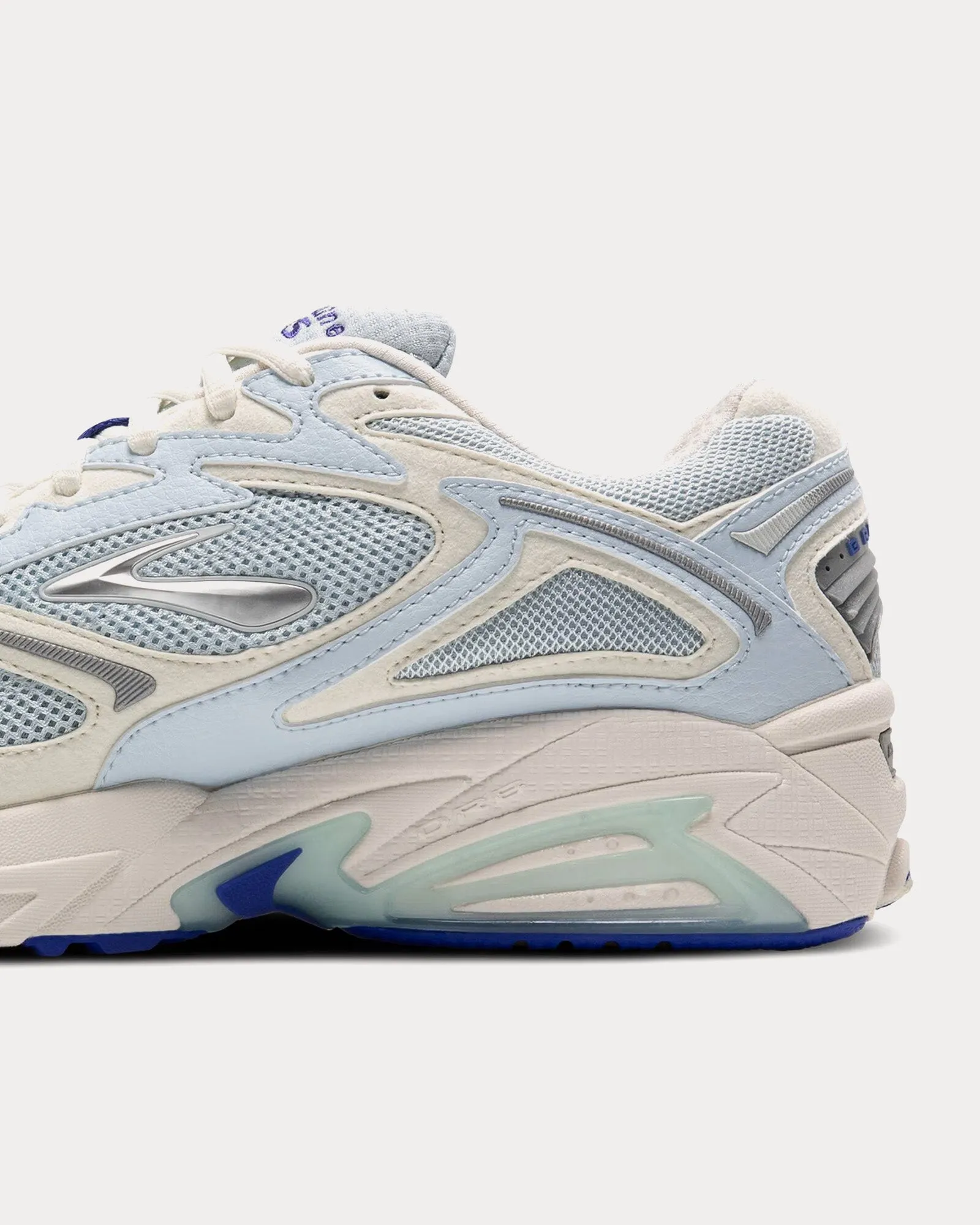 Adrenaline GTS 4 Blue / Aqua / Silver Low Top Sneakers