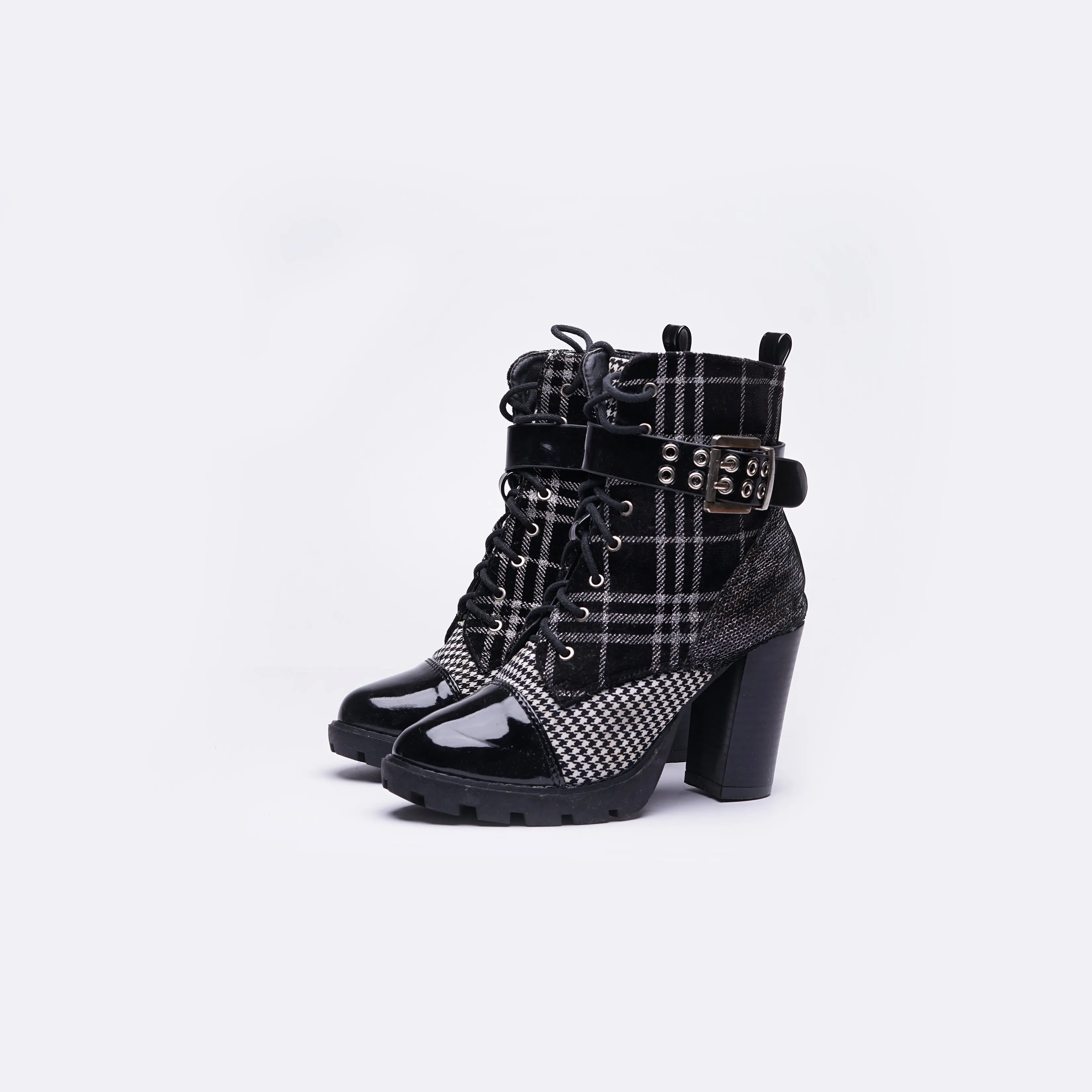 Amoda Splendid Platform Boots