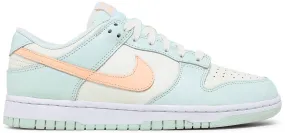 Dunk Low 'Barely Green' (W)