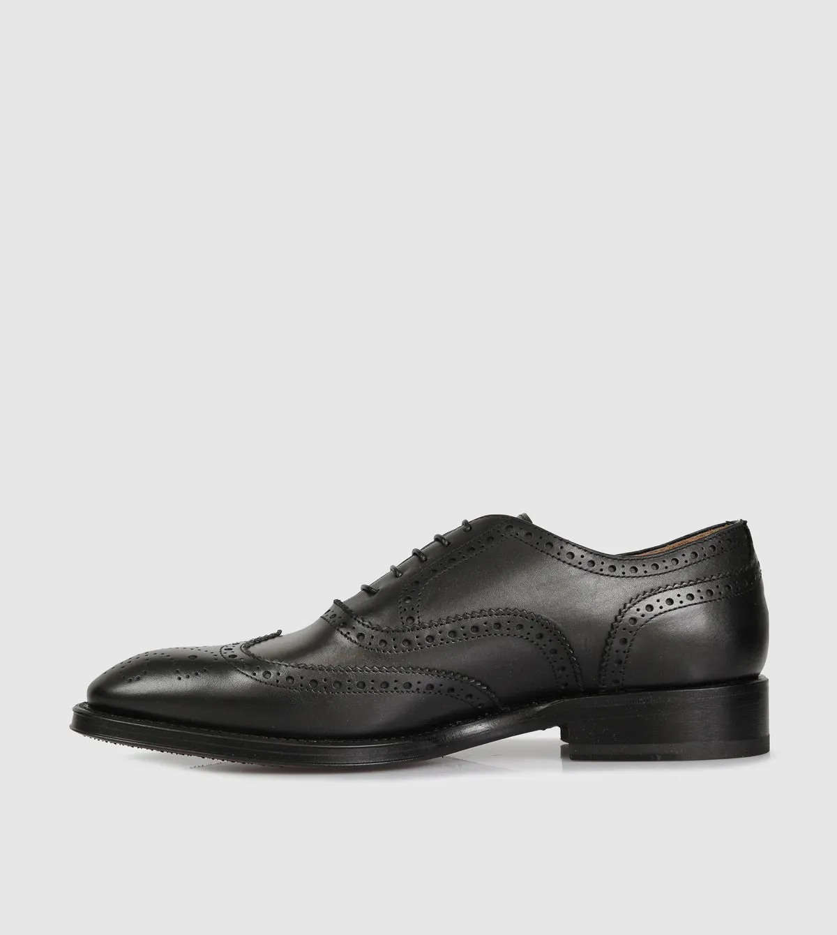 Gentleman Brogues And oxford by Brando