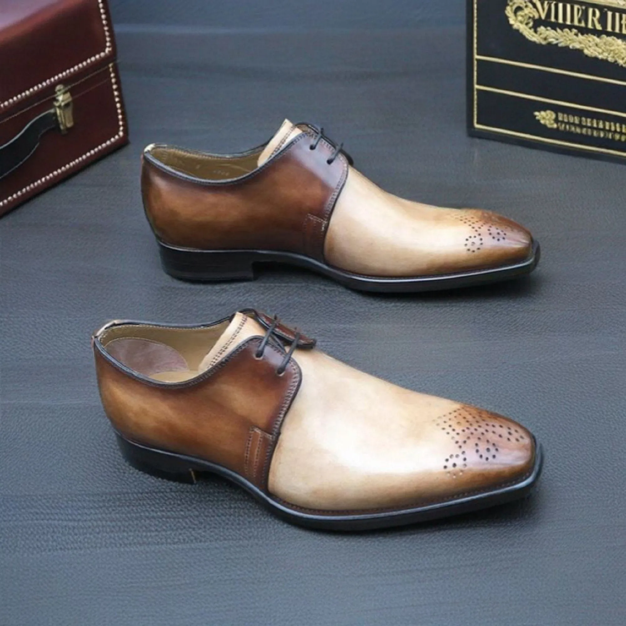 Handmade Men Two Tone Leather Hand Stitch Lace Up Brogues Narrow Tow Formal Men's Shoes