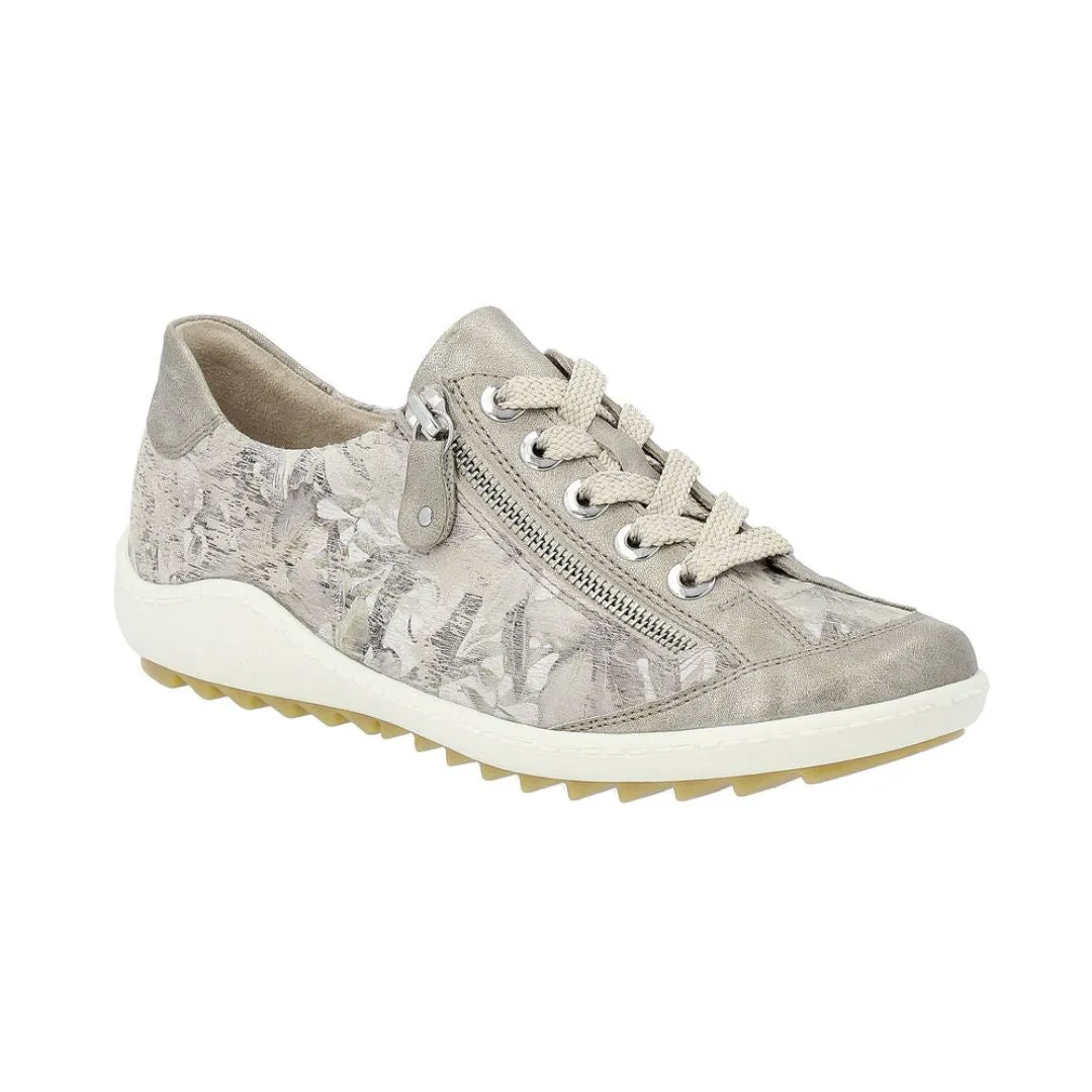 R1402 Lace-Up Sneaker