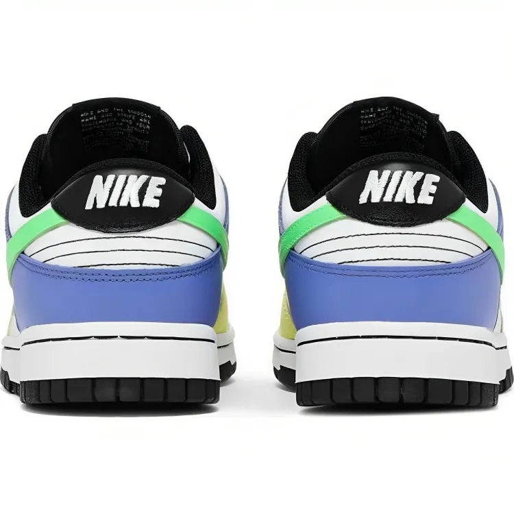 Wmns Dunk Low 'Green Strike'