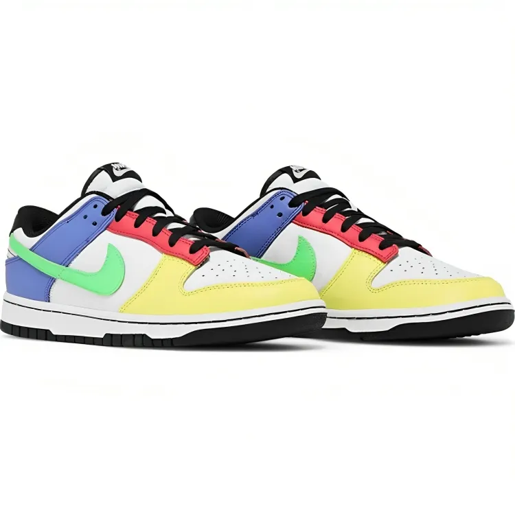 Wmns Dunk Low 'Green Strike'